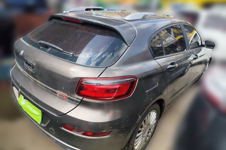 Used Qoros 3 2016 Hatchback 1.6T Automatic ZhiKu Model