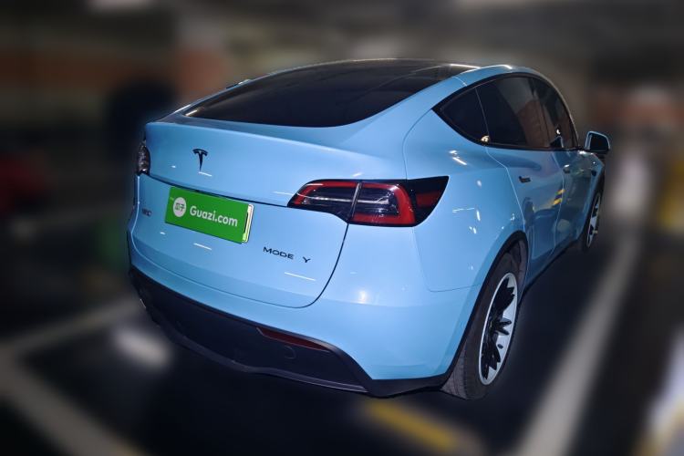 Used Tesla Model Y 2023 Rear-Wheel-Drive Version
