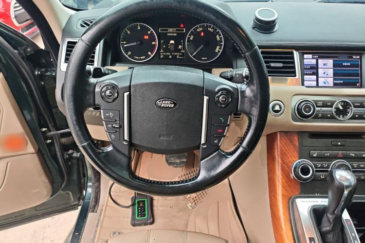 Used Land Rover Range Sport 2011 3.0 TDV6 Diesel Version Steering Wheel