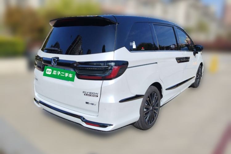 Used Honda Elysion 2024 2.0L eHEV Ultimate Edition
