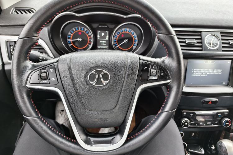 Used BAIC Senova X55 2016 1.5T CVT Elite Edition Interior 2