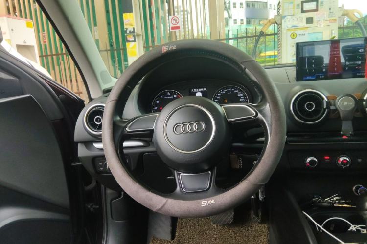 Used Audi A3 2016 Limousine 35 TFSI Ambition Edition