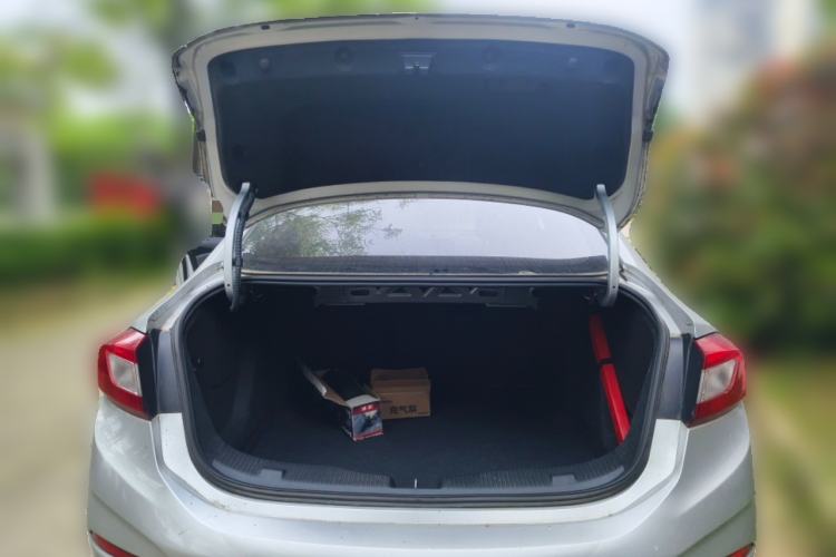 Used Chevrolet Cruze 2018 Redline 330T Dual-Clutch Flagship Edition
