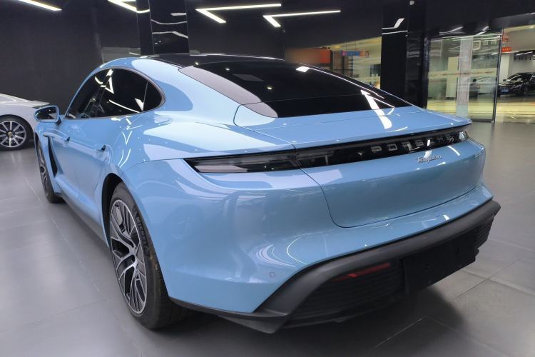 Used Porsche Taycan 2022-Year Updated Taycan