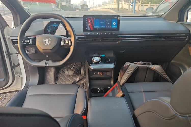 Used MG 4 EV 2022 425 km Luxury Edition
