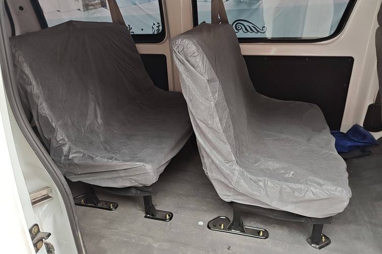 Used Chana Ruixing EM80 2025 Passenger Version Comfort Model 6 Seats 300 km Liftback Door