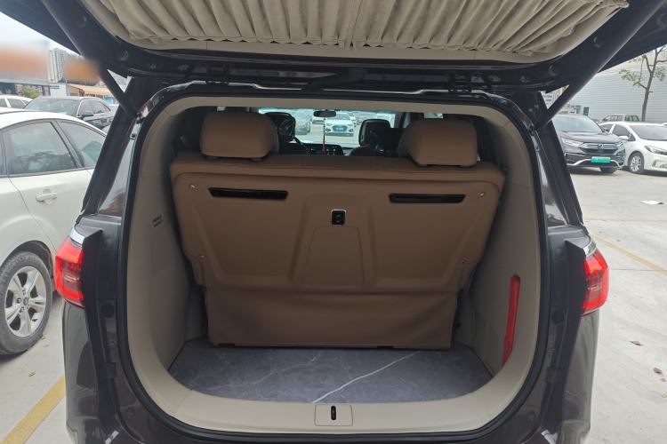 Used Buick GL8 2021 ES Landtrek 653T Comfort Edition