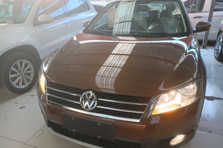 Used Volkswagen Cross Lavida 2014 1.4TSI DSG