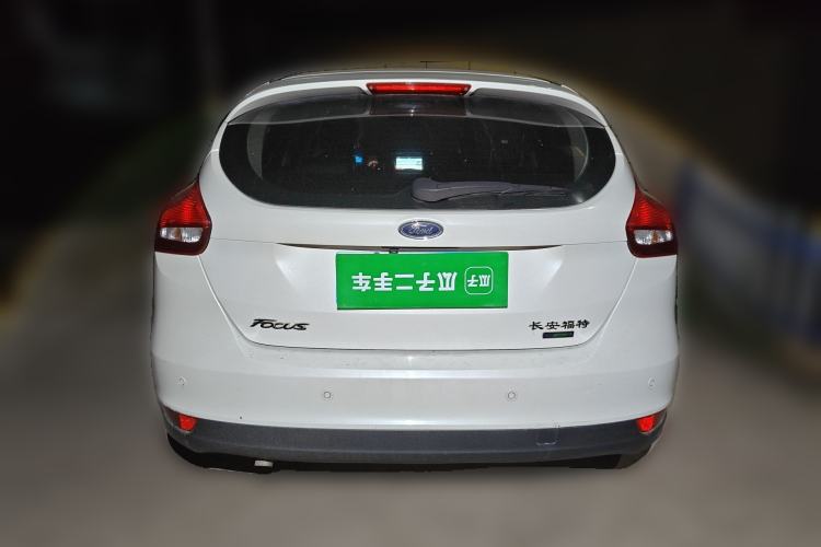 Used Ford Focus 2015 Hatchback EcoBoost 125 Automatic Supreme Style Edition
