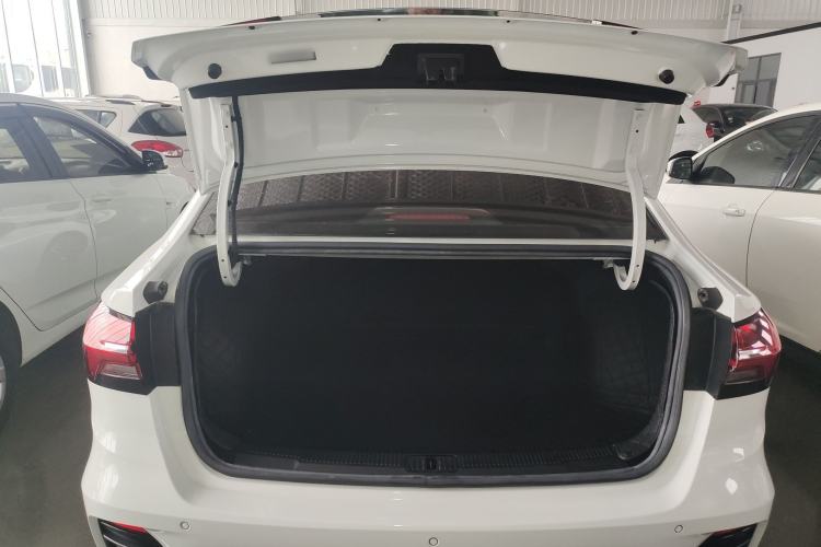 Used Roewe i5 2021 1.5L CVT Starry Edition
