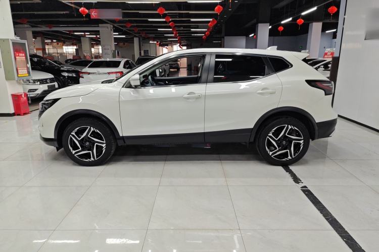 Used Nissan Qashqai 2025 Honor 2.0L CVT XV+ Leading Edition