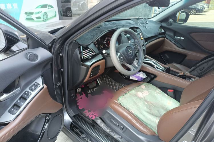 Used Acura CDX 2019 1.5T Two-Wheel Drive Deluxe Edition