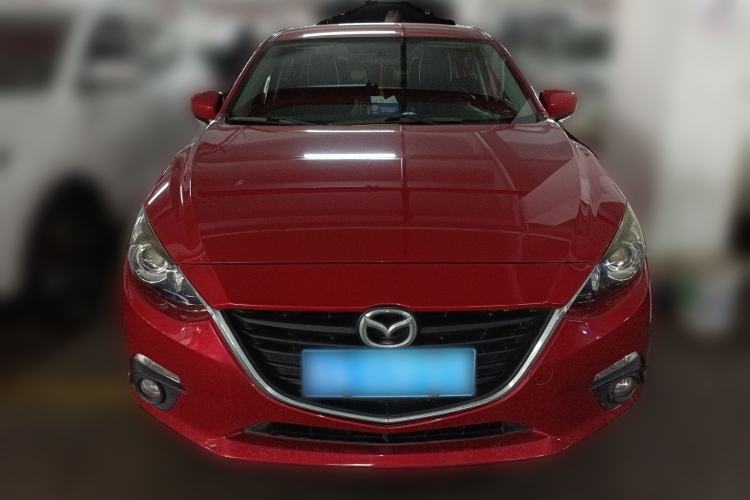 Used Mazda 3 Axela 2016 Sedan 1.5L Automatic Comfort Model
