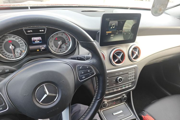 Used Mercedes-Benz GLA 2016 GLA 200 Fashion Model
