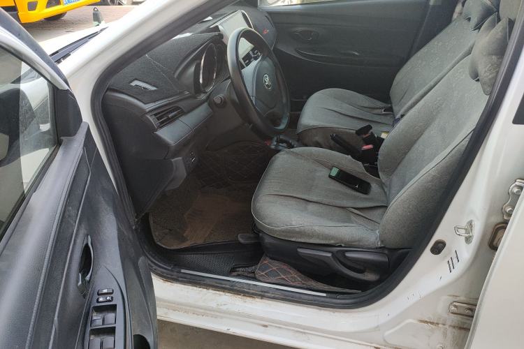 Used Toyota YARiS L Zhi Xuan 2019 1.5E CVT Dynamic Edition China VI compliant