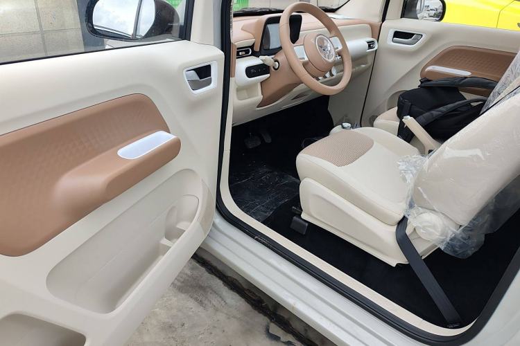 Used Wuling Hongguang MINIEV 2024 3rd Generation 215km Youth Edition