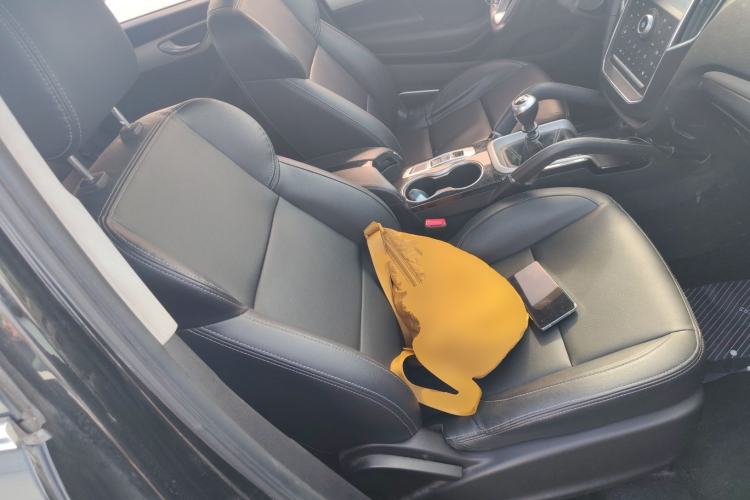 Used Zotye SR7 2016 1.5T Manual Cube Road Edition China V Standard