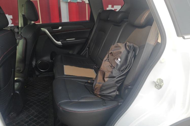 Used Haval H6 2013 Sports Edition 1.5T Manual Two-Wheel Drive Elite Model
