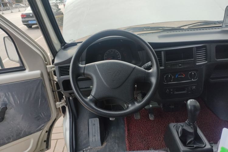 Used Wuling Zhiguang 2013 1.0L Practical Version
