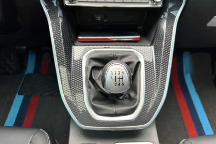 Used Haval M6 2021 PLUS 1.5T Manual Luxury Smart Connectivity Model Interior 4