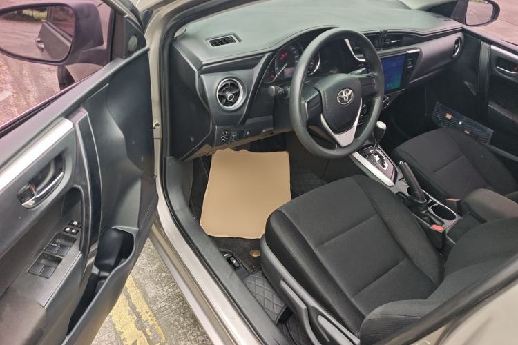 Used Toyota Corolla 2017 Revised Version 1.2T S-CVT GL