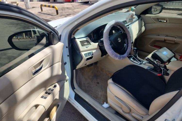 Used Suzuki Kizashi 2011 2.4L Two-Wheel Drive CVT Standard Edition