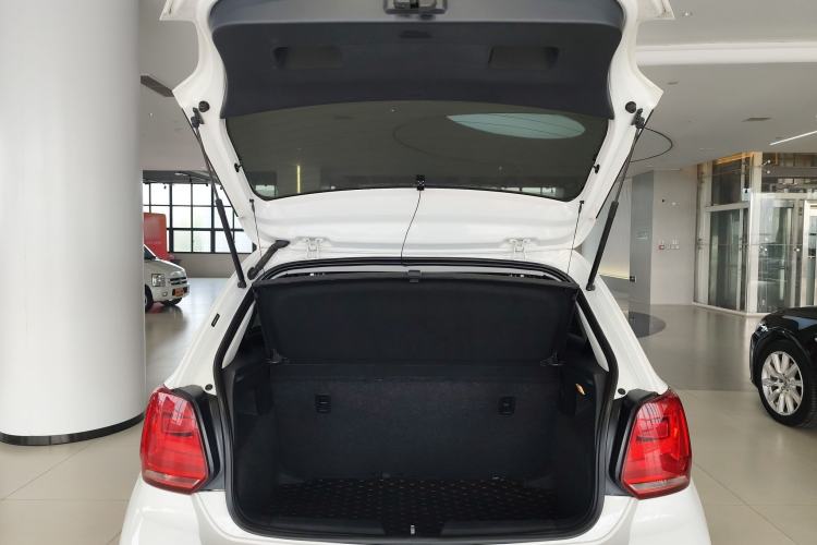 Used Volkswagen Polo 2018 1.5L Manual Drive-Comfort Model