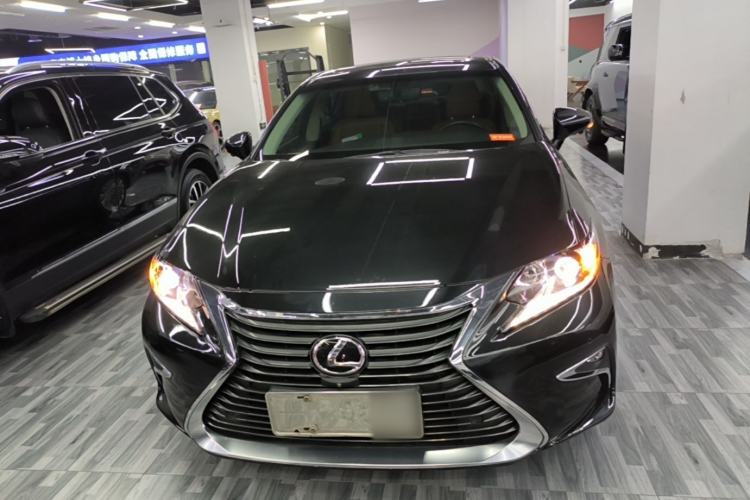 Used Lexus ES 2015 200 Elite Edition Front
