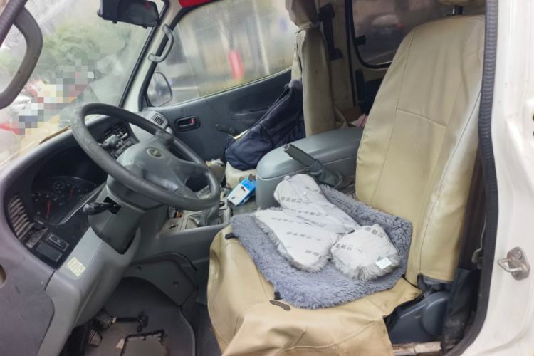 Used Jinbei Hiace 2014 2.0L Fifth-Generation Xiangyun Comfort Type 1 4G20C