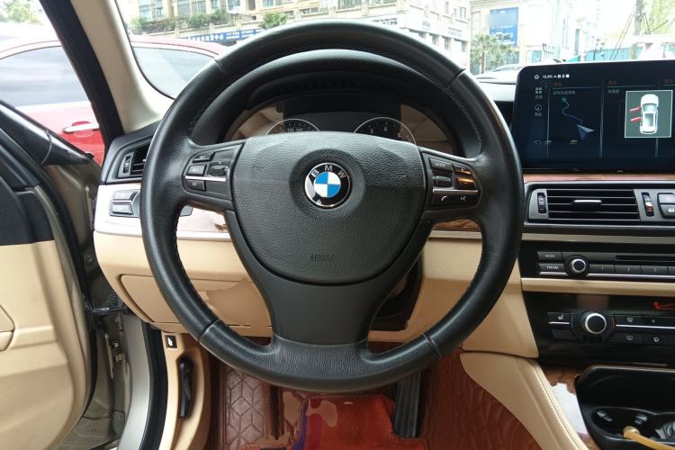 Used BMW 5 Series 2011 528Li Luxury Model Steering Wheel