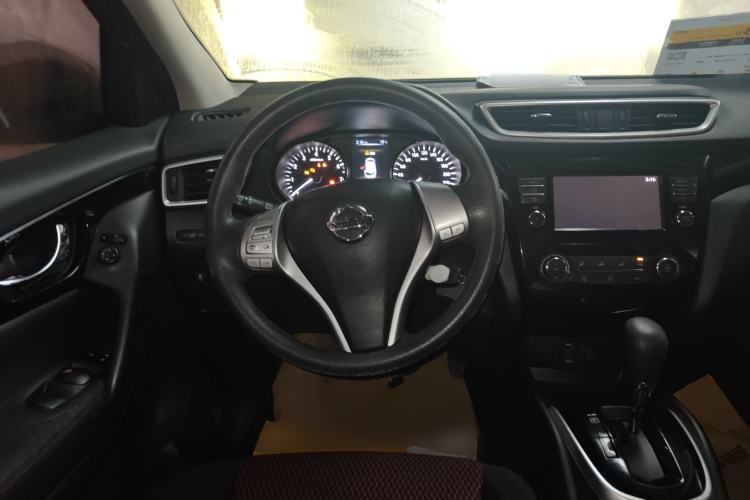Used Nissan Qashqai 2017 2.0L CVT Elite Edition China V Standard Steering Wheel