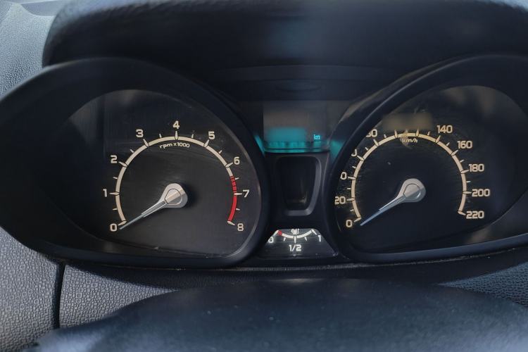 Used Ford EcoSport 2013 1.5L Automatic Fashion Model