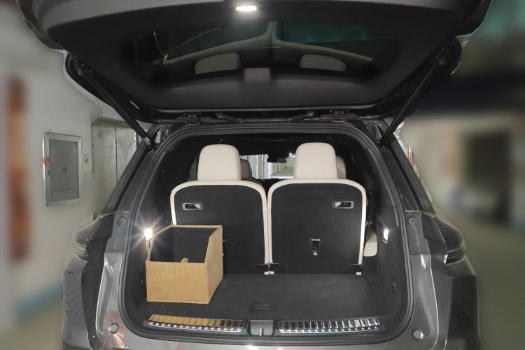 Used Li Auto L9 2023 Pro Model
