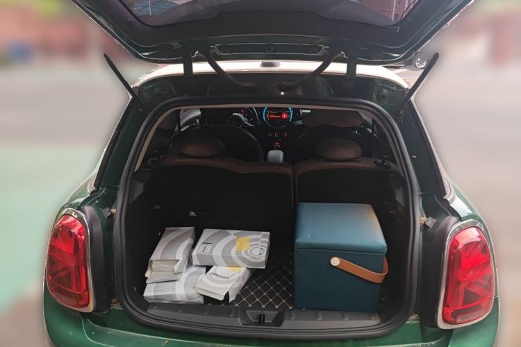 Used MINI 2019 1.5T COOPER 60th Anniversary Edition