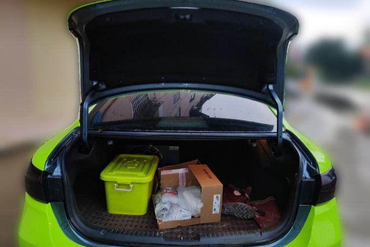 Used Mazda Atenza 2015 2.0L Blue Sky Luxury Edition Trunk