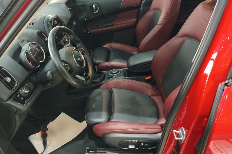 Used MINI Countryman 2017 1.5T COOPER ALL4 Very Holiday Edition Chili Red