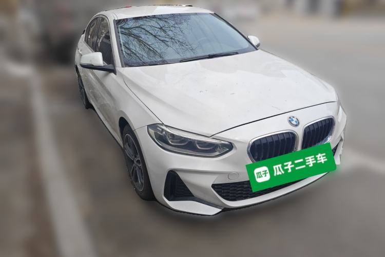 Used BMW 1 Series 2022 120i M Sport Edition Front Right 45 Deg