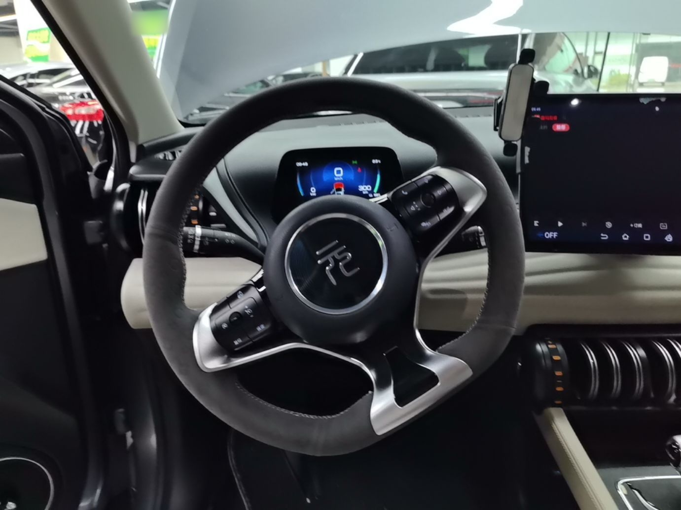 BYD Yuan PLUS 2024 Honor Edition 510KM Leading Model — снимка 13