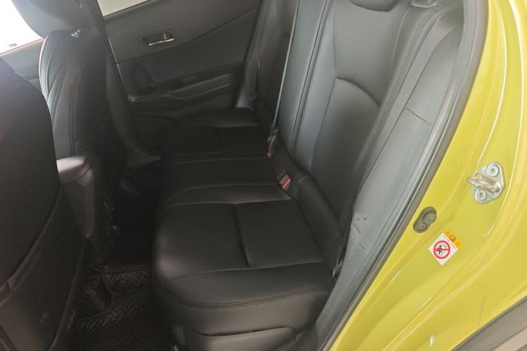 Used Toyota C-HR 2018 2.0L Coolway Leading Edition China V Standard
