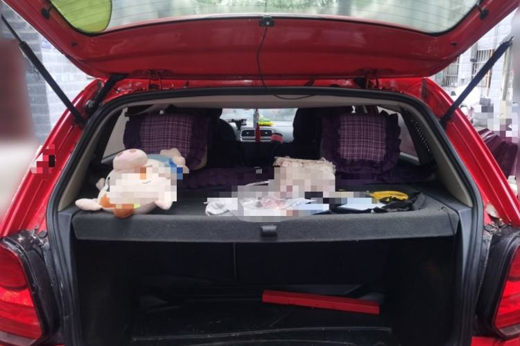 Used Volkswagen Polo 2013 1.6L Automatic Comfort Edition Trunk