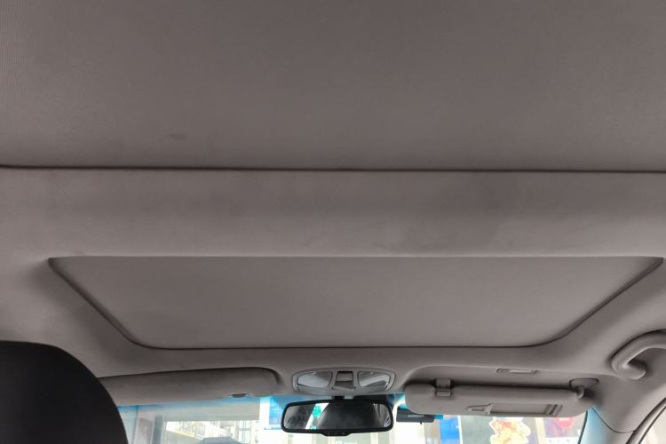 Used Hyundai Sonata 2013 2.4L Automatic Luxury Version China IV Standard
