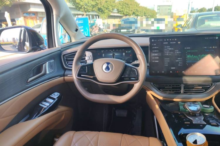 Used Denza D9 2022 DM-i 970 Four-Wheel Drive Flagship Model
