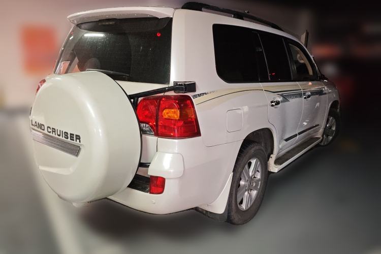 Used Toyota Land Cruiser  Rear Right 45 Deg