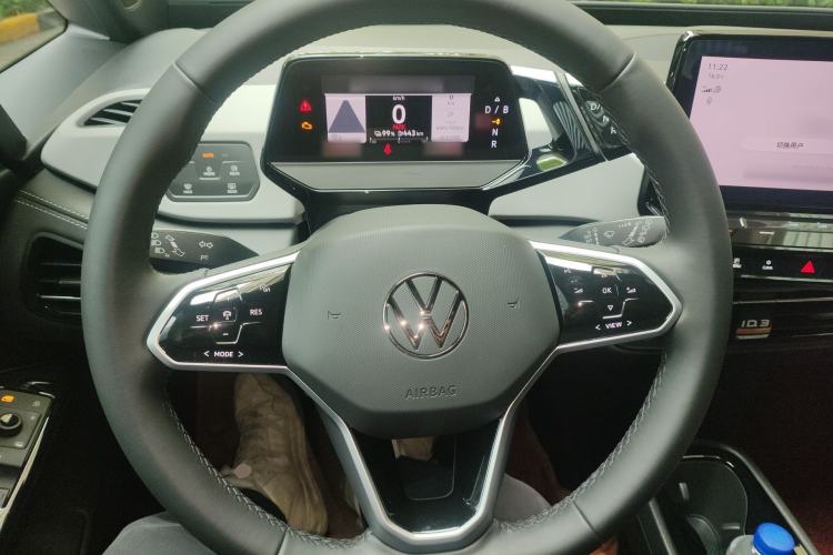 Used Volkswagen ID.3 2024 Outstanding Edition Steering Wheel