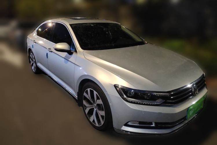 Used Volkswagen Magotan 2018 330TSI DSG Luxury Model