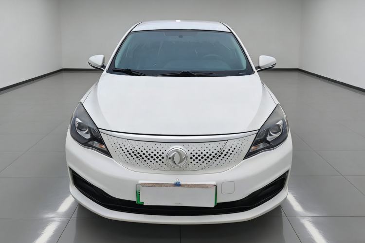 Used Dongfeng Aeolus E70 2023 500 Smart Edition Lithium Iron Phosphate 48.6 kWh 120 kW