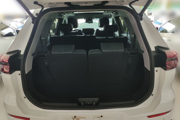 Used Chery Tiggo 8 2021 Kunpeng Edition 290TGDI Automatic Zhubfeng Version Trunk