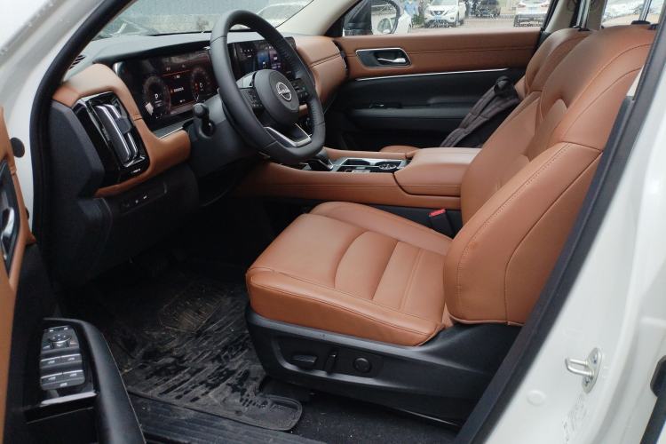 Used Nissan Pathfinder 2024 380 VC-TURBO Four-Wheel Drive Intelligent Driving Version 6 Seats Left Front Seat