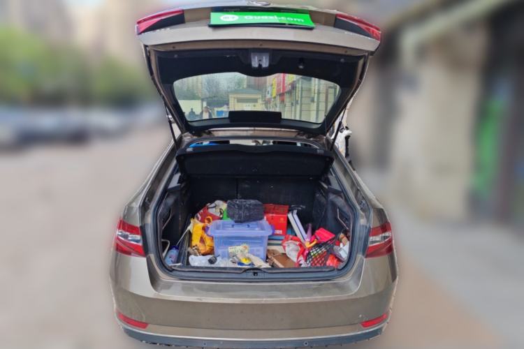 Used Skoda Superb 2016 TSI330 DSG Innovation Edition Trunk