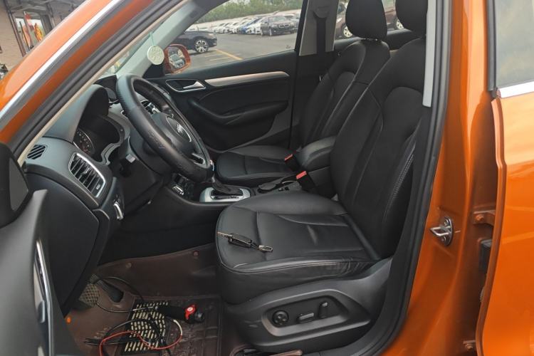 Used Audi Q3 2015 35 TFSI Comfort Model
